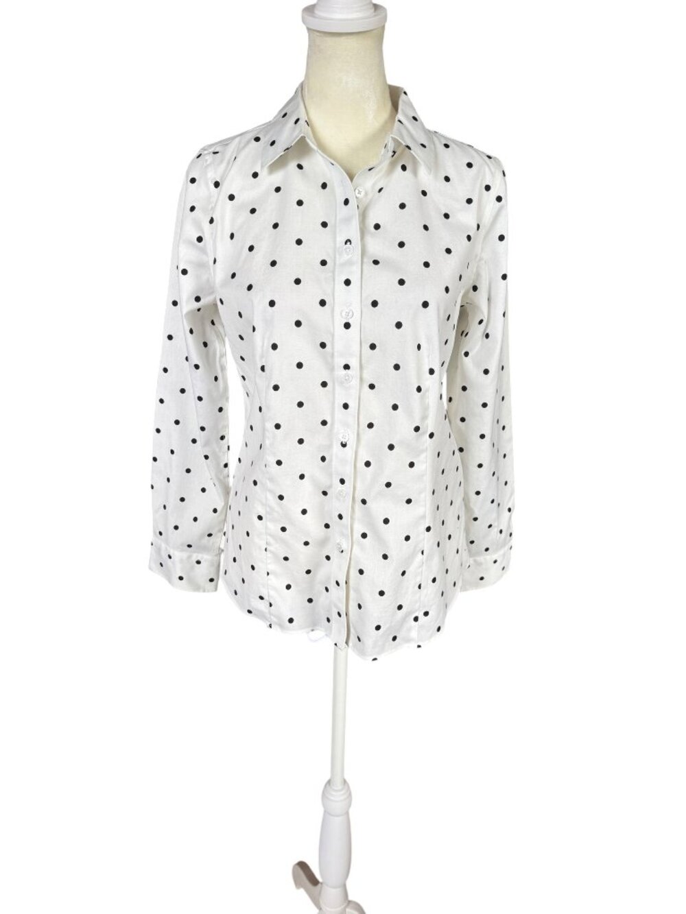 Talbots Petites white polka dot long sleeve collared button down shirt size 4P